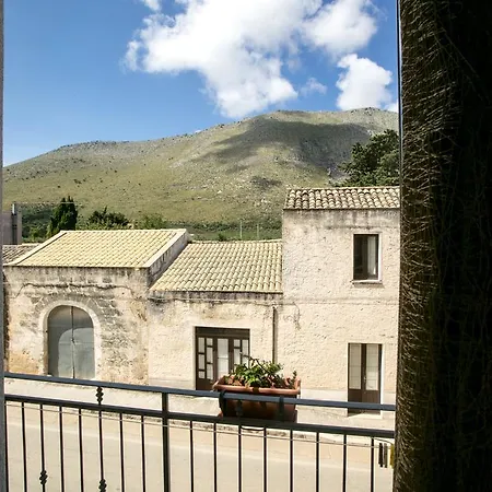 Triskell Camere & Relax Castelluzzo Exterior photo